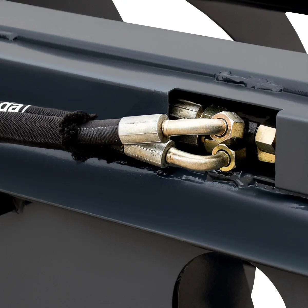 72″ Skid Steer Root Rake Clamshell Grapple, Universal Mount, 54″ Jaw Opening, 3000 lb Weight Capacity, TMG-SRR75