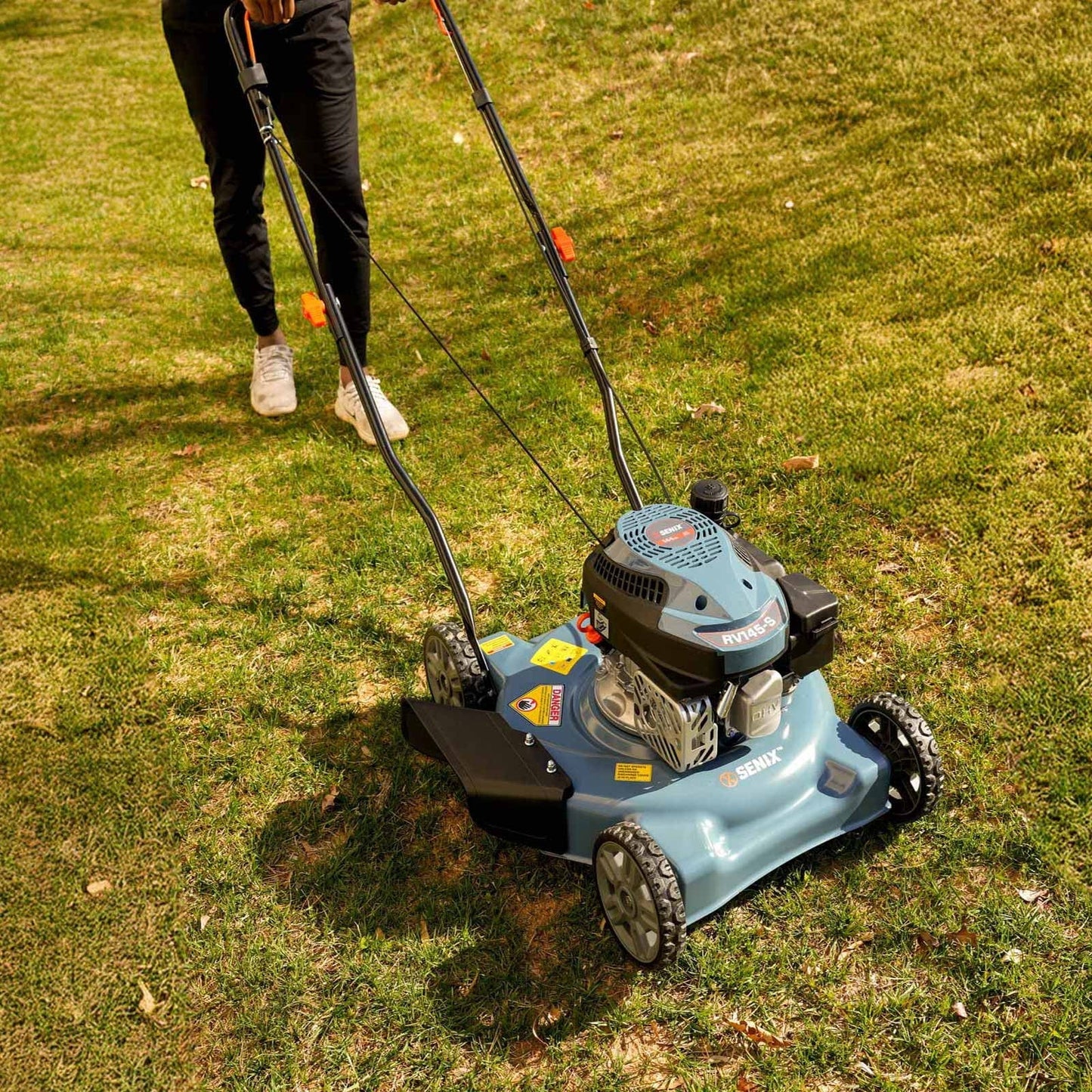 SENIX 18 in. Gas Push Lawn Mower, 144cc 4-Cycle with Side Discharge