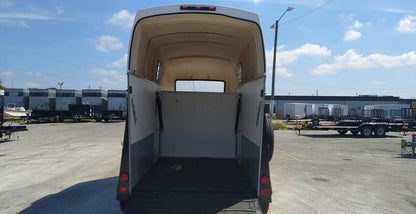 Horse Hauling Tandem Axle Trailer (Used)