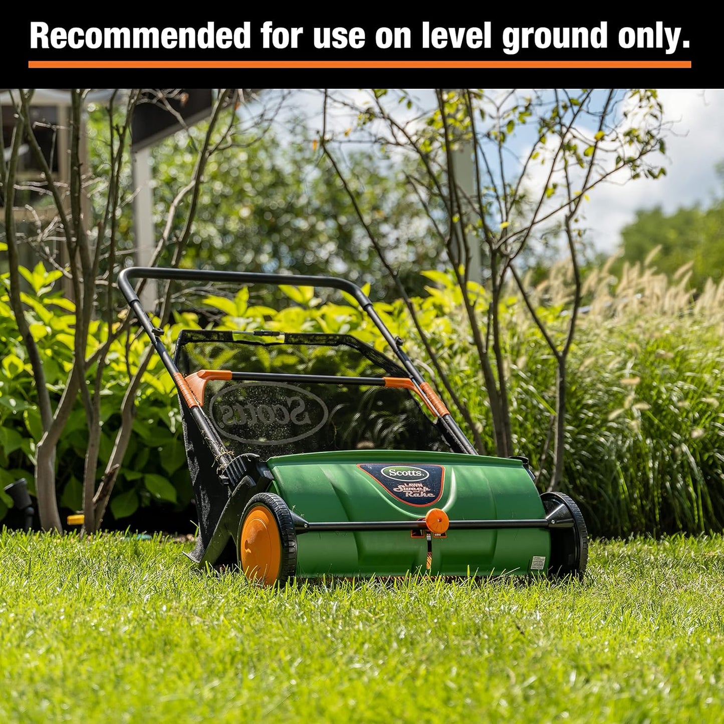 Scotts 26 in. Push Lawn Sweeper LSW70026S, Black/Green