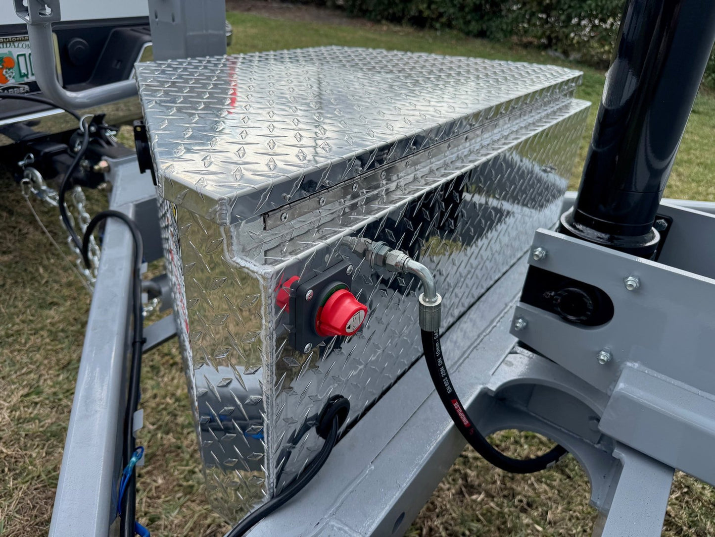 U-DUMP Low Profile Dump Trailer | 83″X14’X48″ | Telescopic | 831414T-48-LP