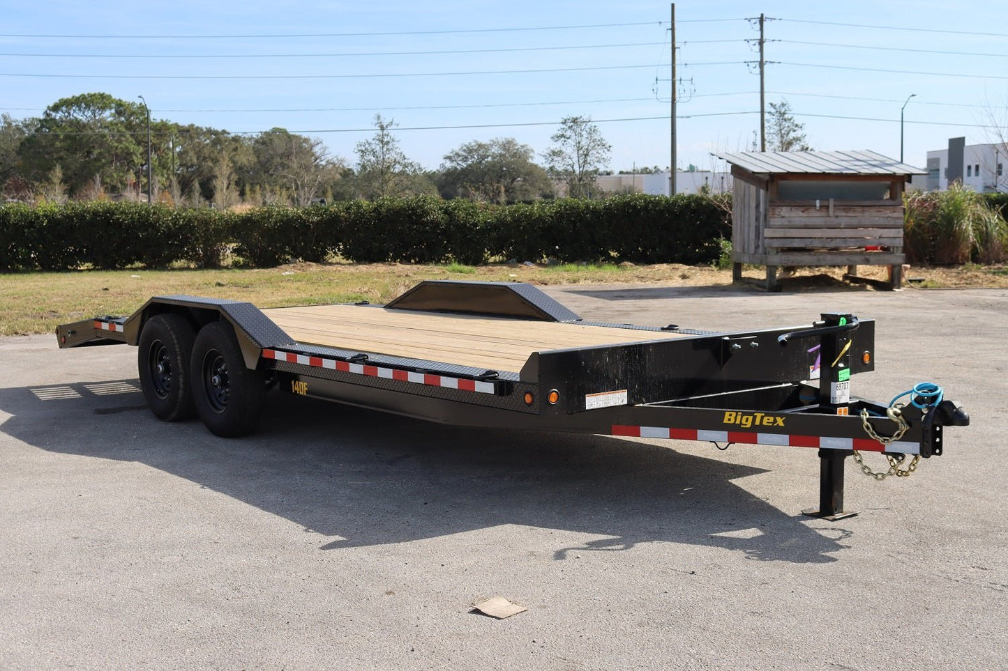 22 Foot Big Tex Heavy Duty with Drive-Over Fender Black Equipment Trailer (14DF-19BK+3KR)