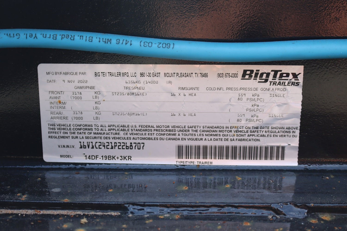 22 Foot Big Tex Heavy Duty with Drive-Over Fender Black Equipment Trailer (14DF-19BK+3KR)